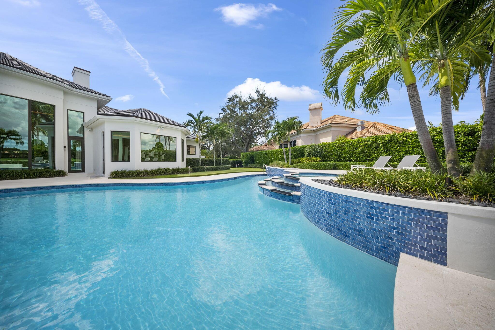 LOXAHATCHEE CLUB - Residential