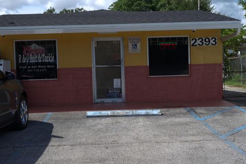 2393 N Military Trail West Palm Beach FL 33409