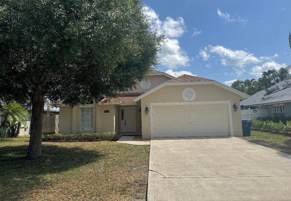 Photo of 6270 Hollywood Street, Jupiter, FL 33458 (MLS # R11083590)