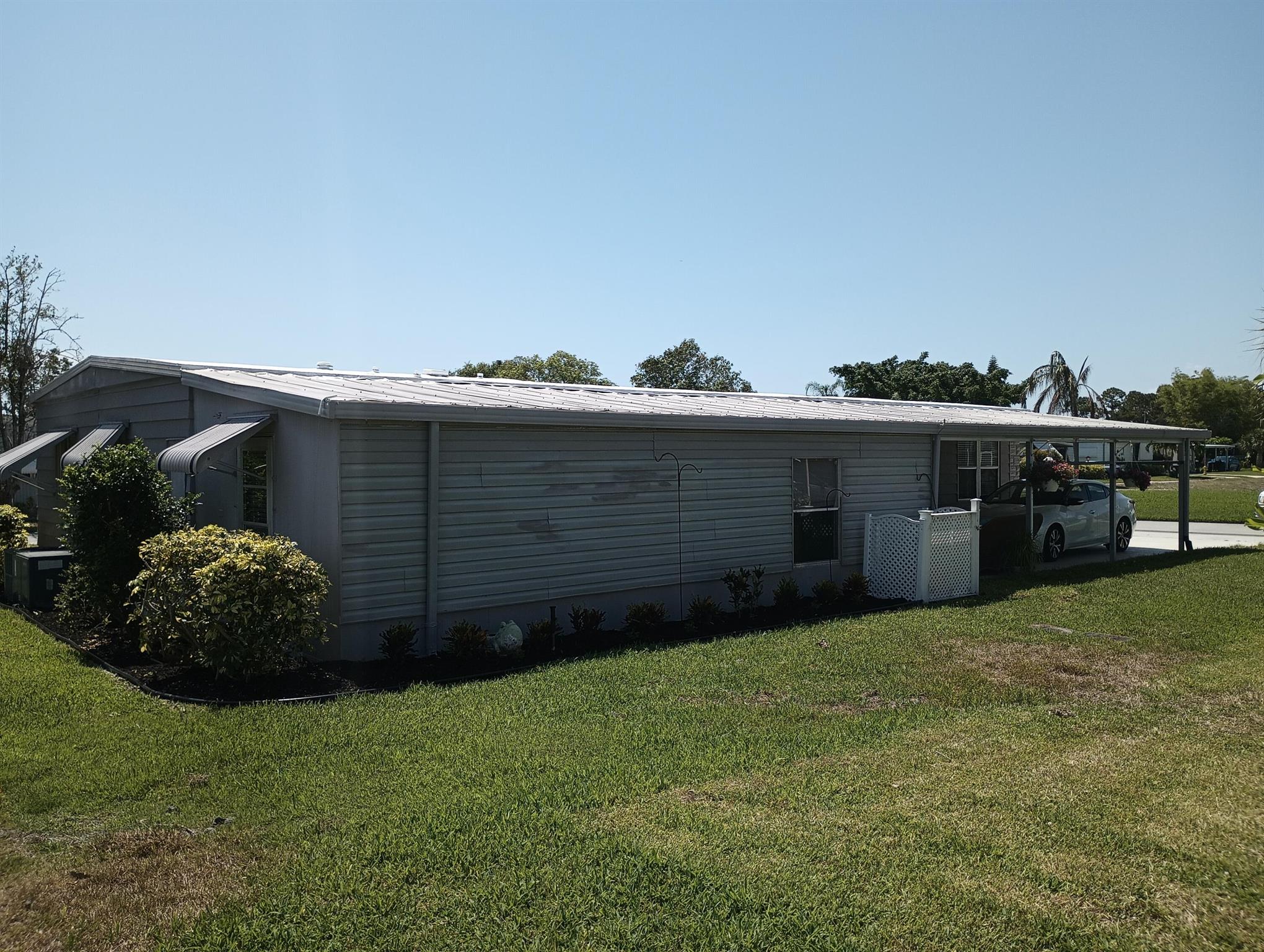 PINELAKE VILLAGE - Residential