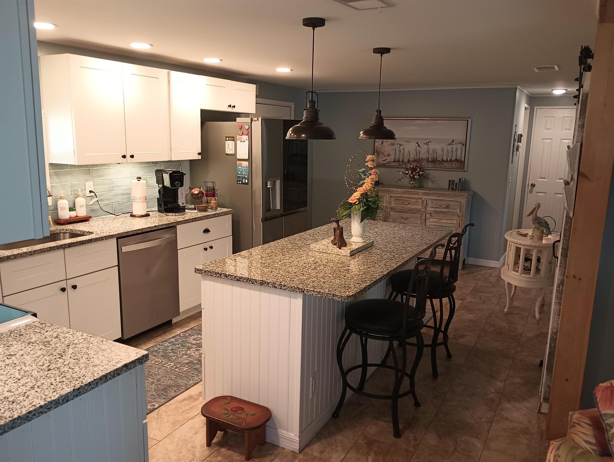 PINELAKE VILLAGE - Residential