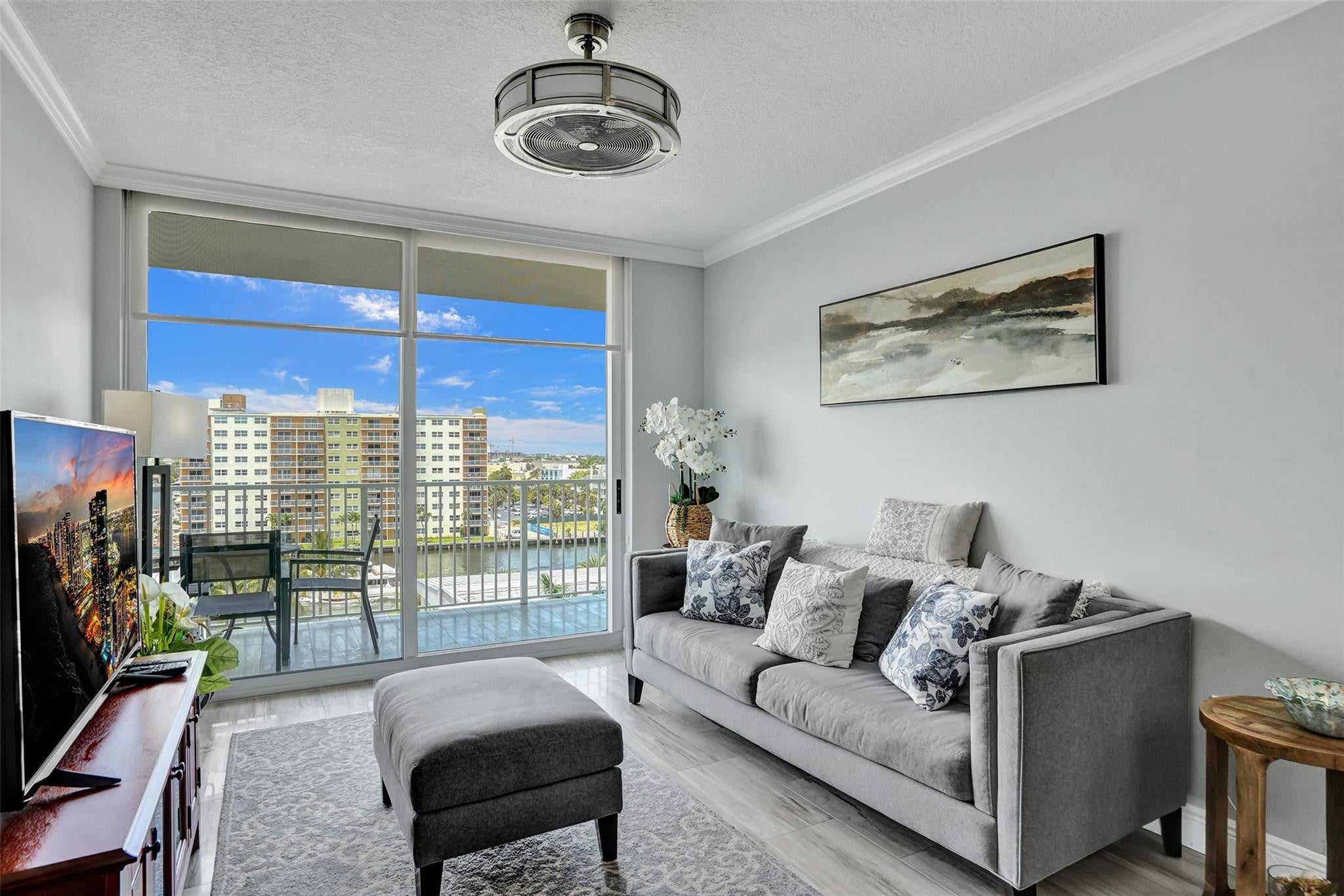 3020 NE 32nd Avenue Unit 618
