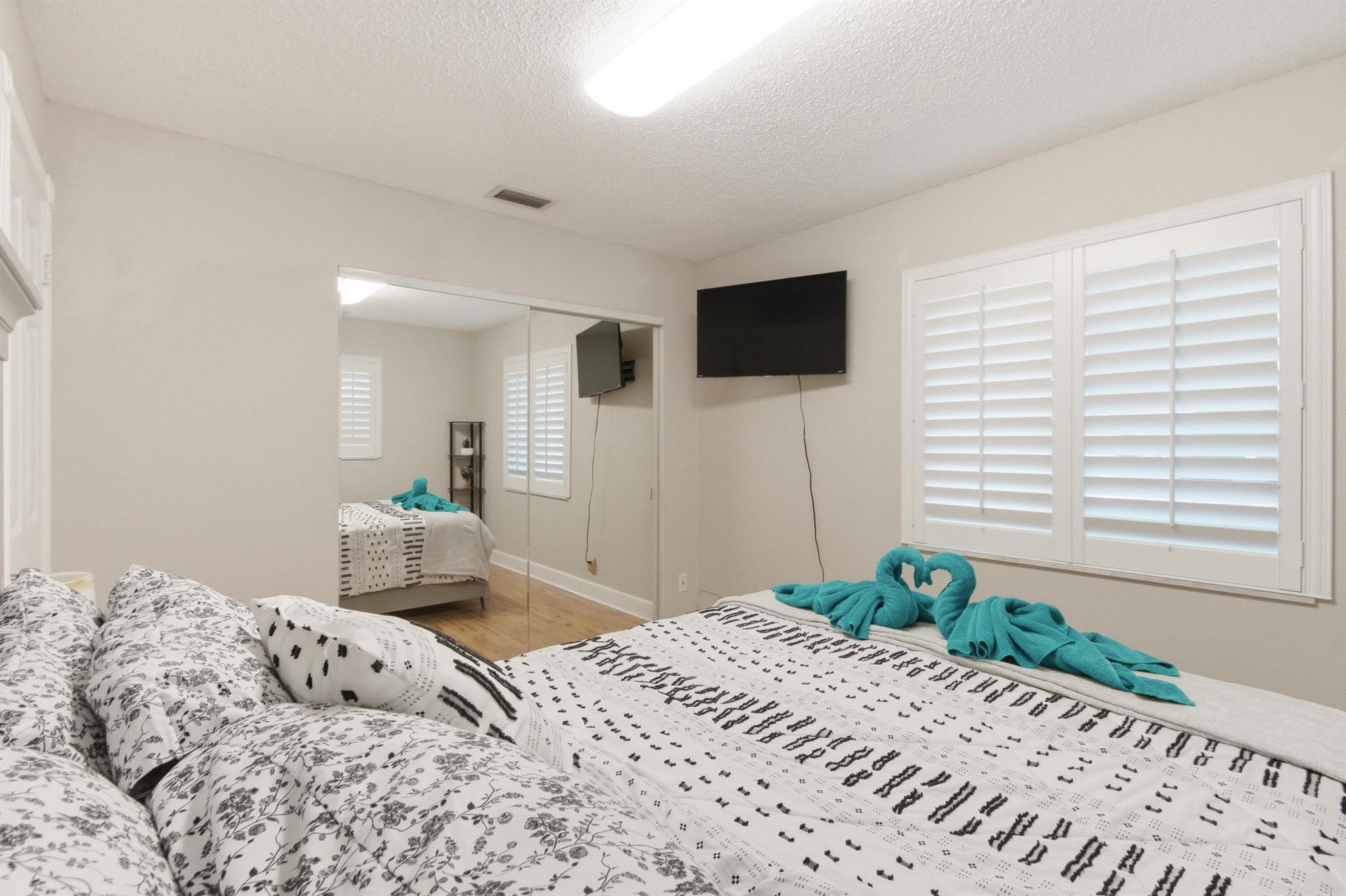 MEADOW PARK 3 - Residential Lease