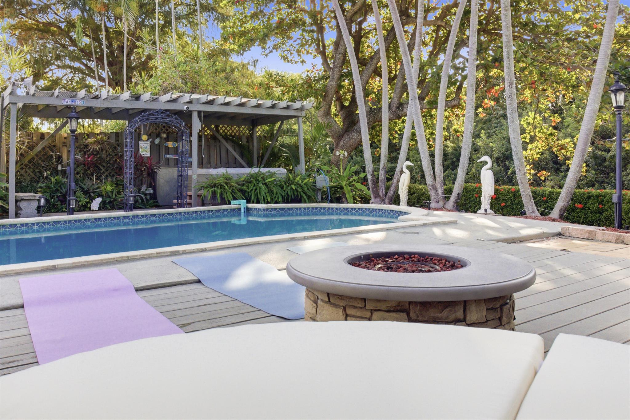 MEADOW PARK 3 - Residential Lease