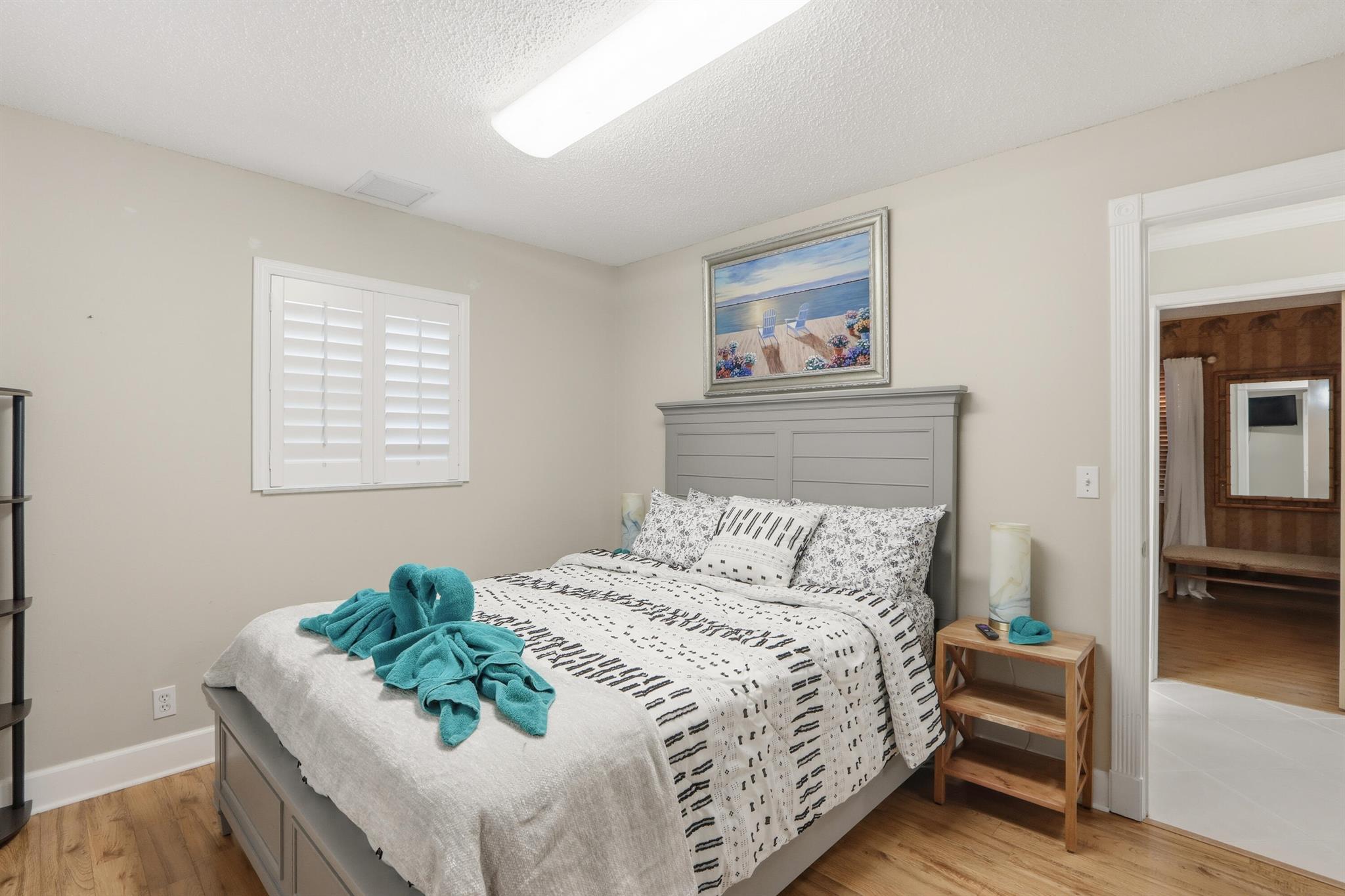 MEADOW PARK 3 - Residential Lease