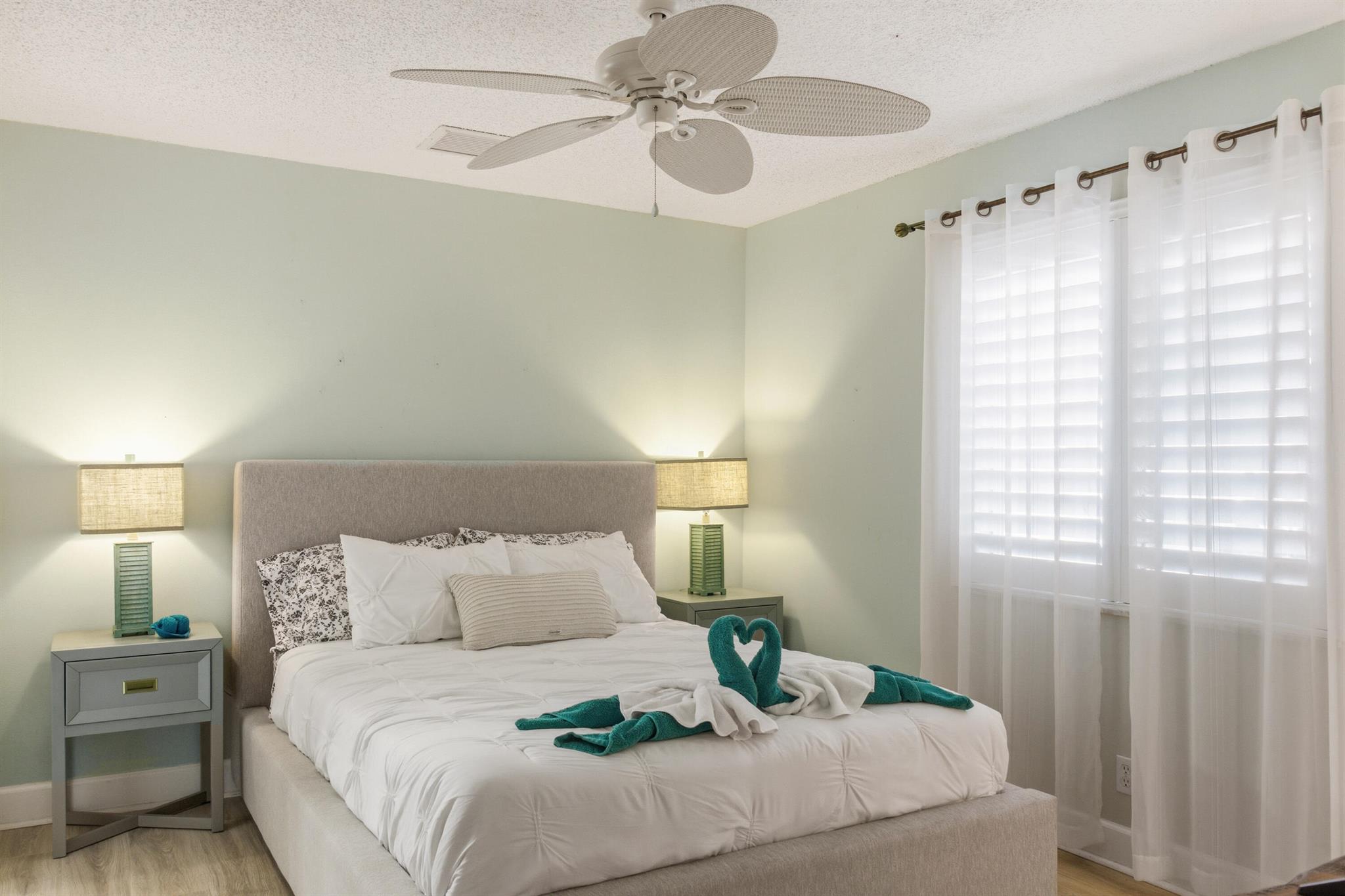 MEADOW PARK 3 - Residential Lease