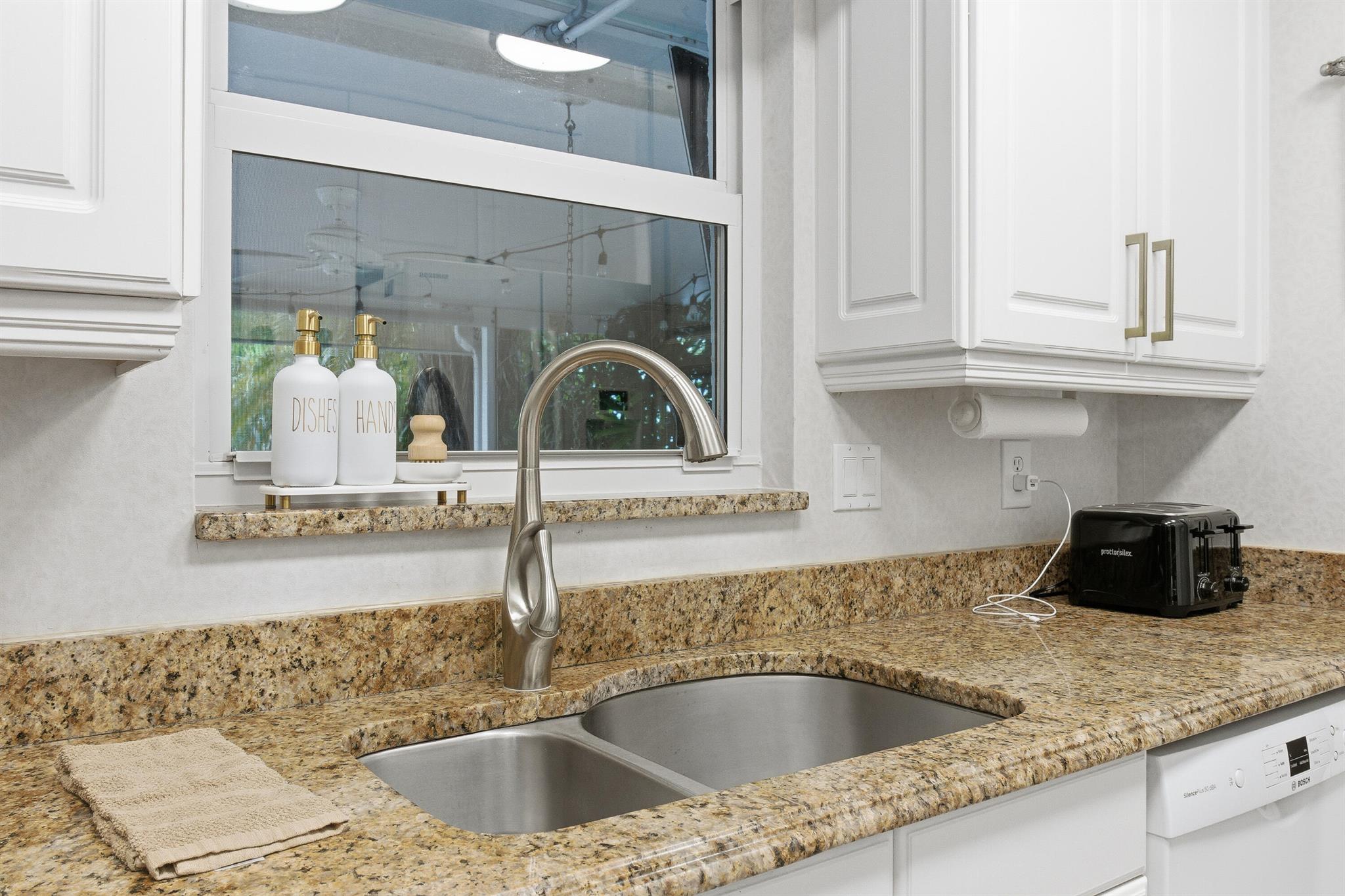 MEADOW PARK 3 - Residential Lease