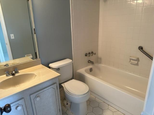 Bermuda Club Two Condo - Residential Lease