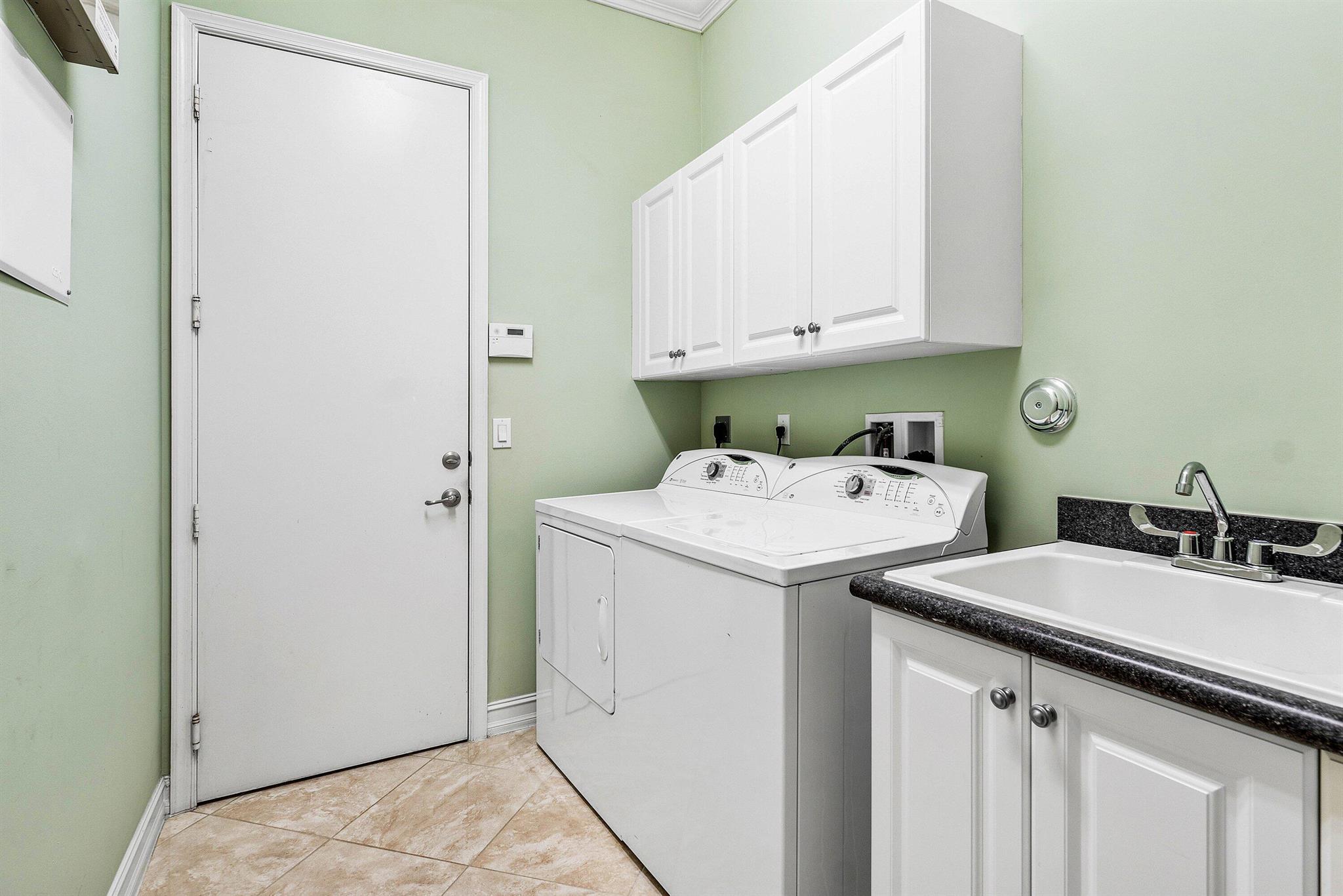 VALENCIA RESERVE - Residential