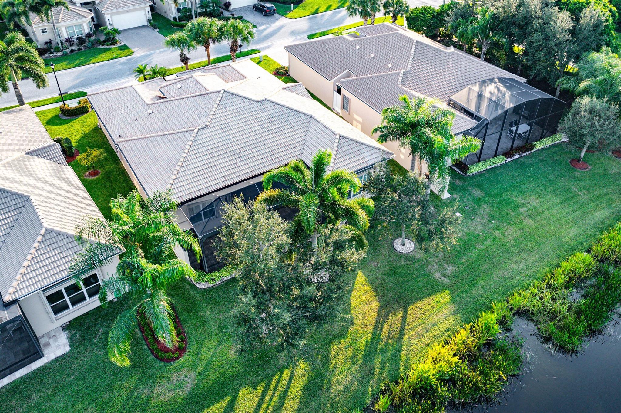 VALENCIA RESERVE - Residential