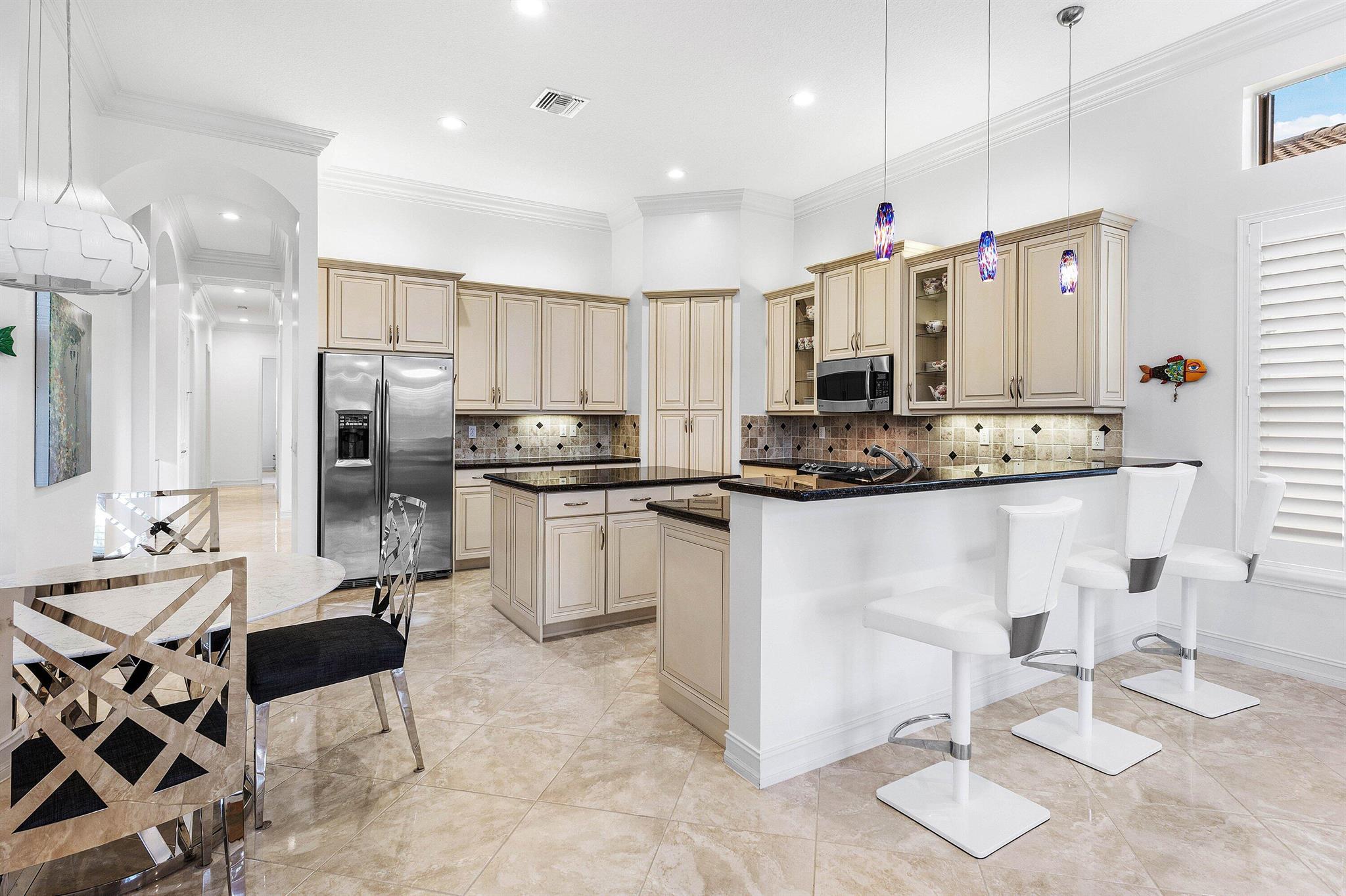 VALENCIA RESERVE - Residential