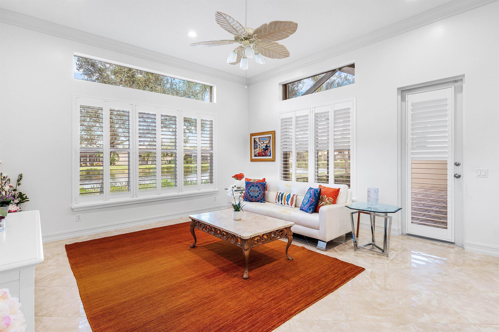 VALENCIA RESERVE - Residential