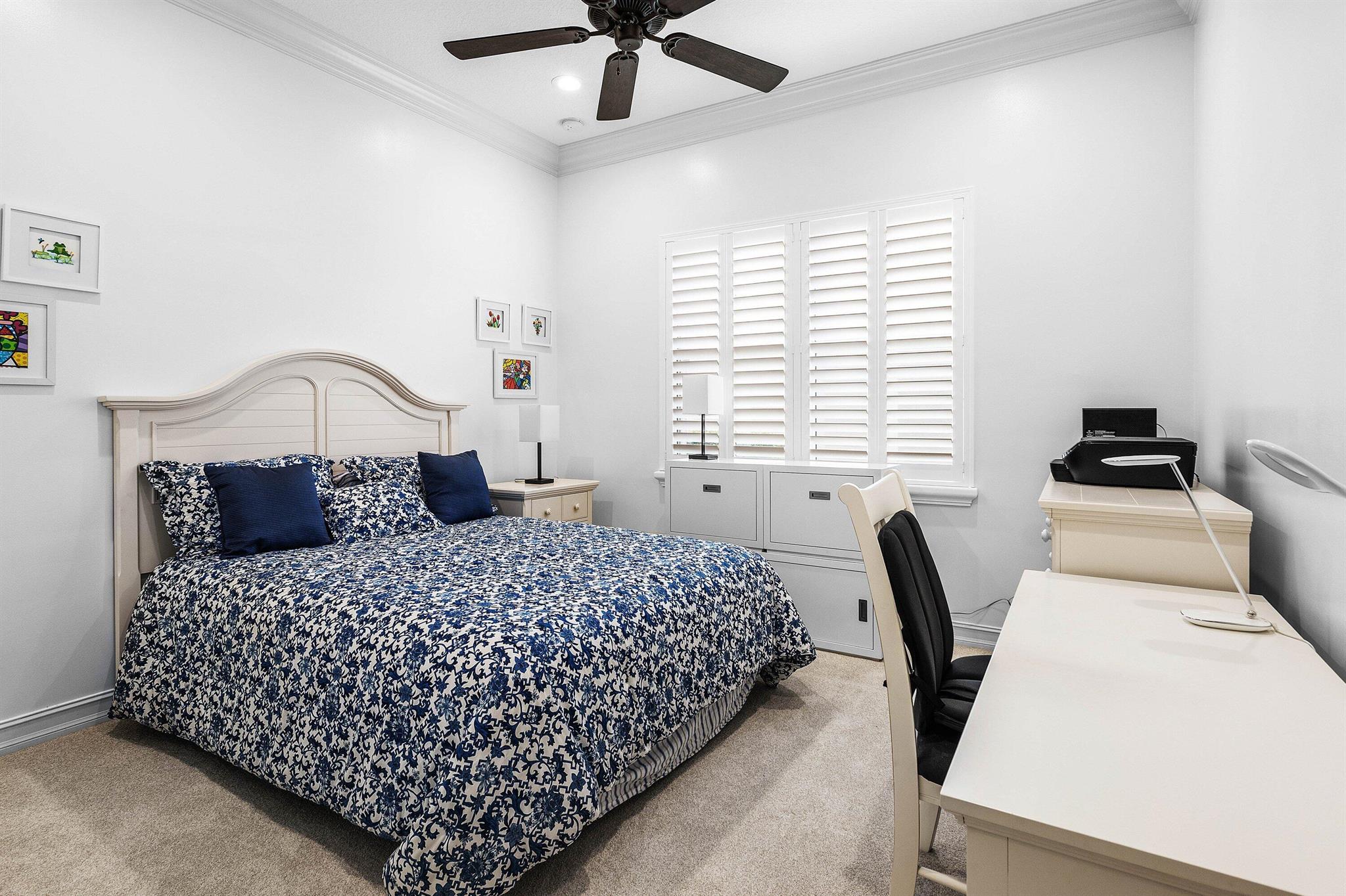 VALENCIA RESERVE - Residential