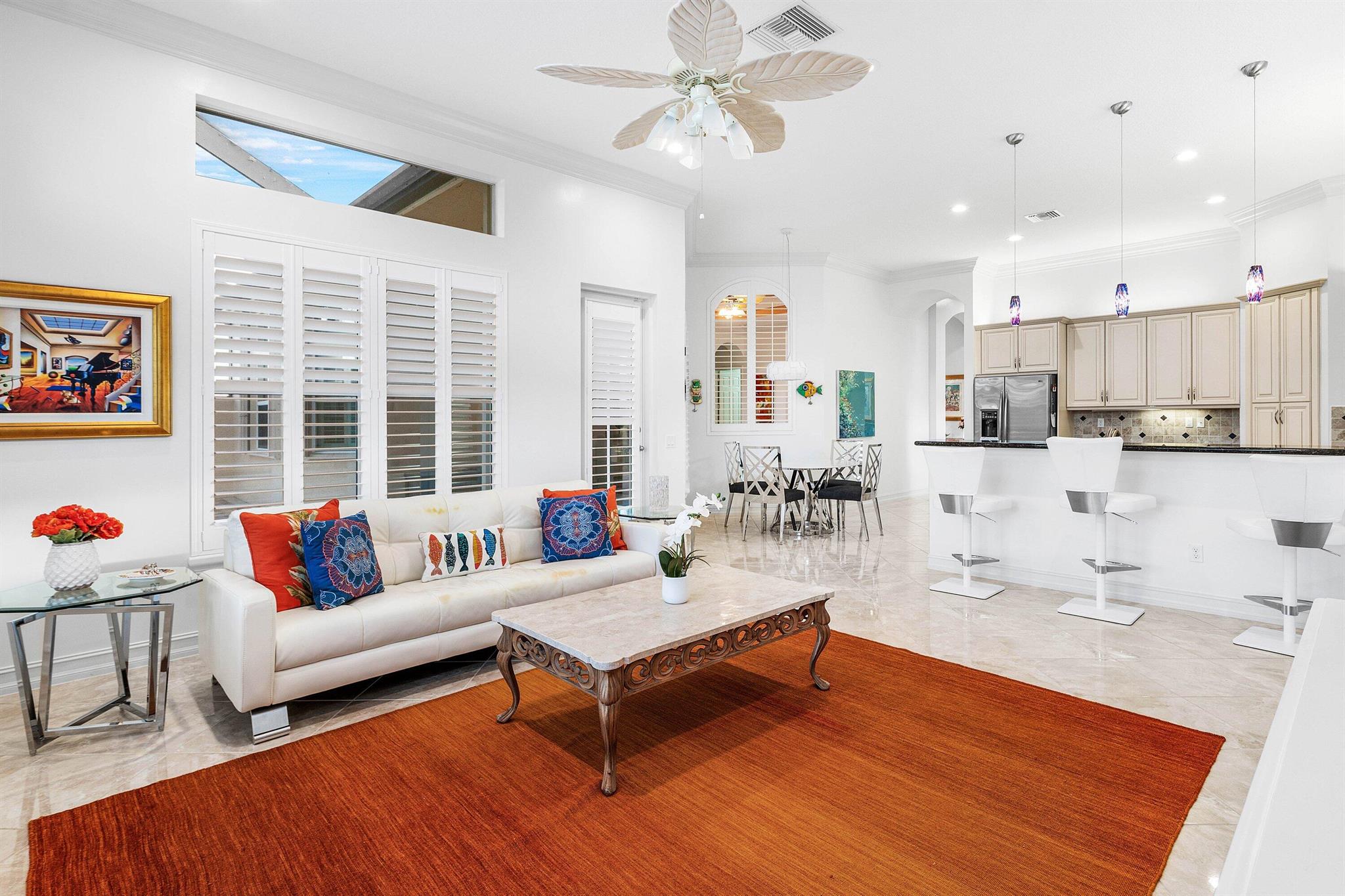 VALENCIA RESERVE - Residential