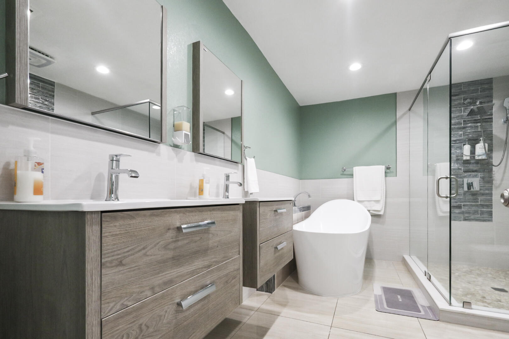 PALM SPRINGS VILLAGE 5 - Residential