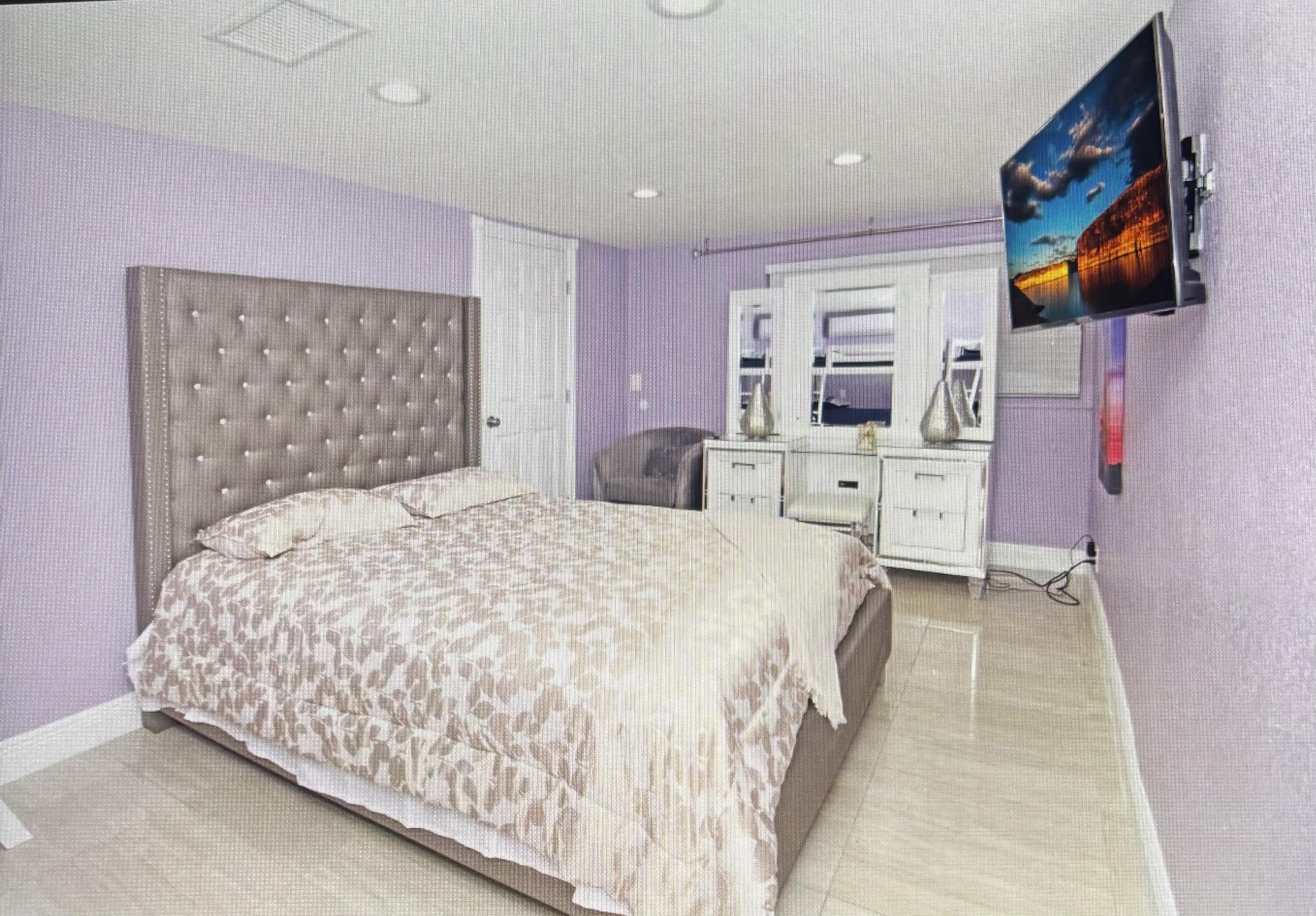 PALM SPRINGS VILLAGE 5 - Residential