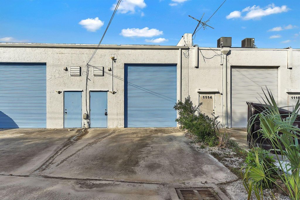 Photo of 1110 N G Street #C, Lake Worth Beach, FL (MLS # R10975481)