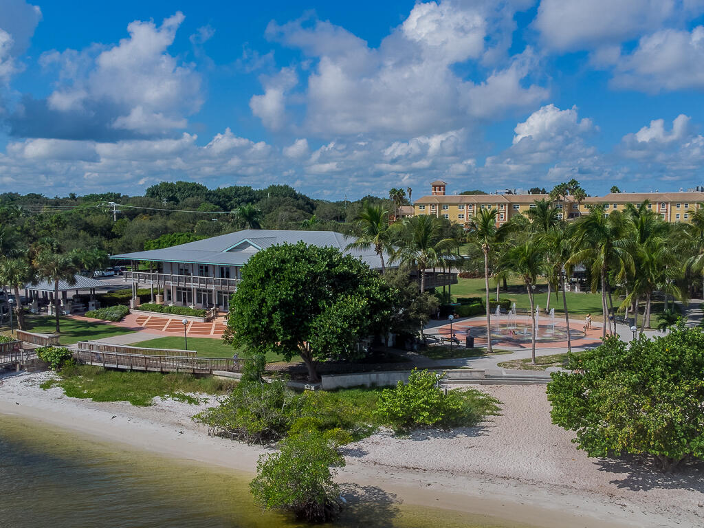 INDIAN RIVER VILLAS A CONDO PHASE II - Residential Lease