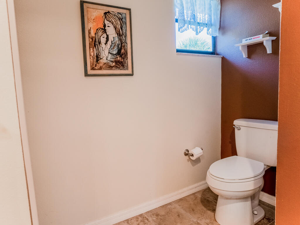 INDIAN RIVER VILLAS A CONDO PHASE II - Residential Lease