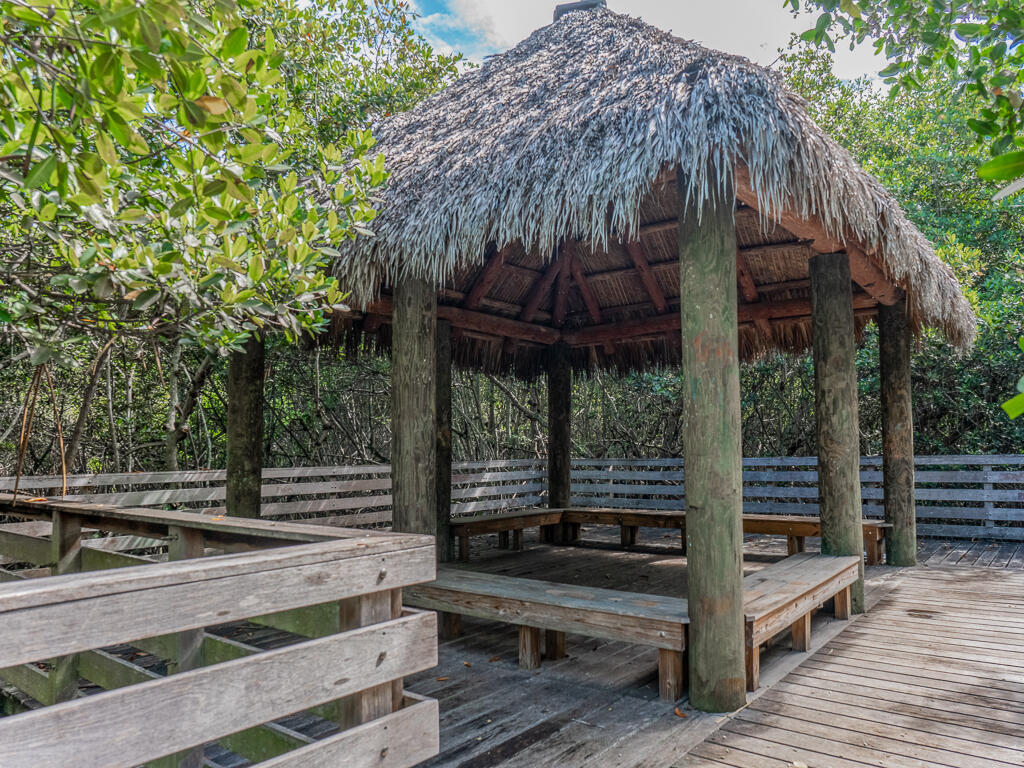 INDIAN RIVER VILLAS A CONDO PHASE II - Residential Lease