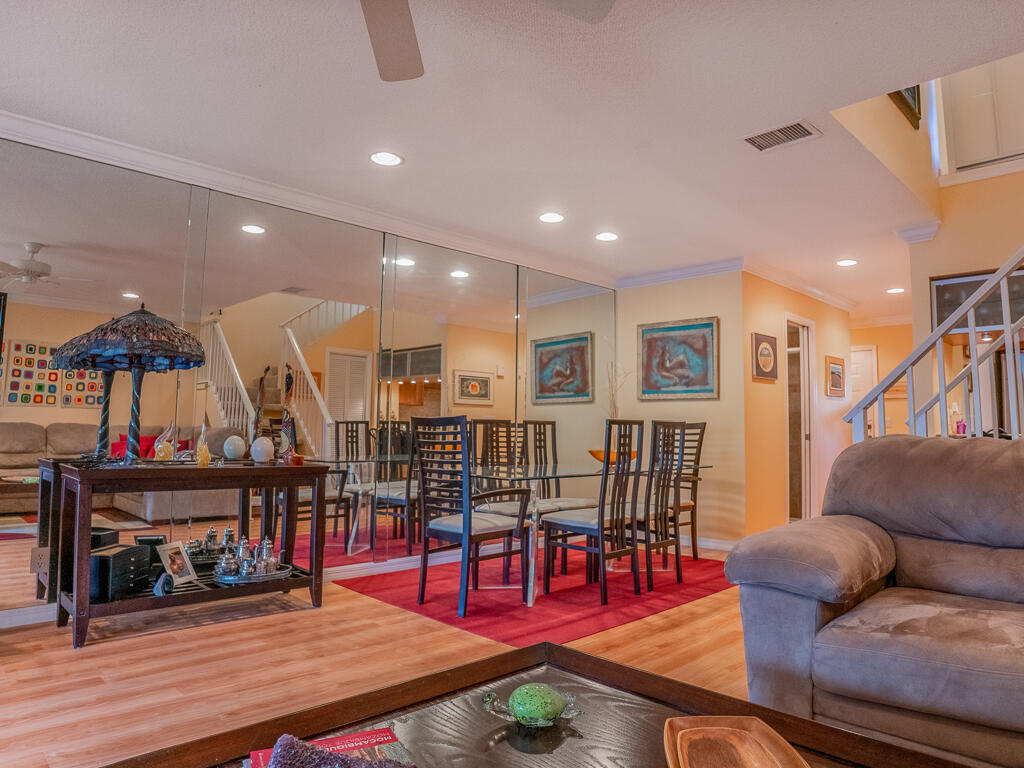 INDIAN RIVER VILLAS A CONDO PHASE II - Residential Lease