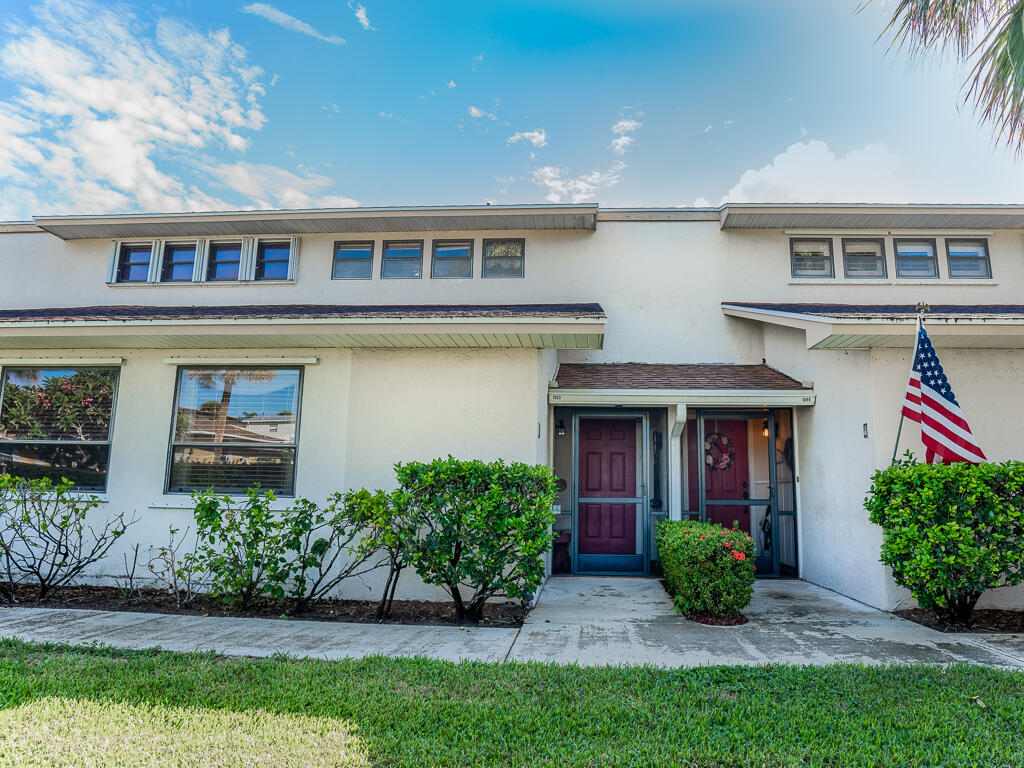 INDIAN RIVER VILLAS A CONDO PHASE II - Residential Lease