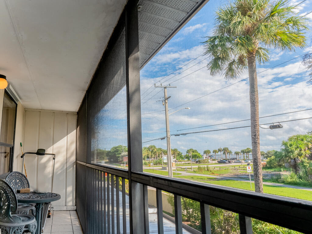 INDIAN RIVER VILLAS A CONDO PHASE II - Residential Lease