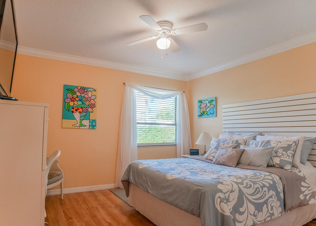 INDIAN RIVER VILLAS A CONDO PHASE II - Residential Lease