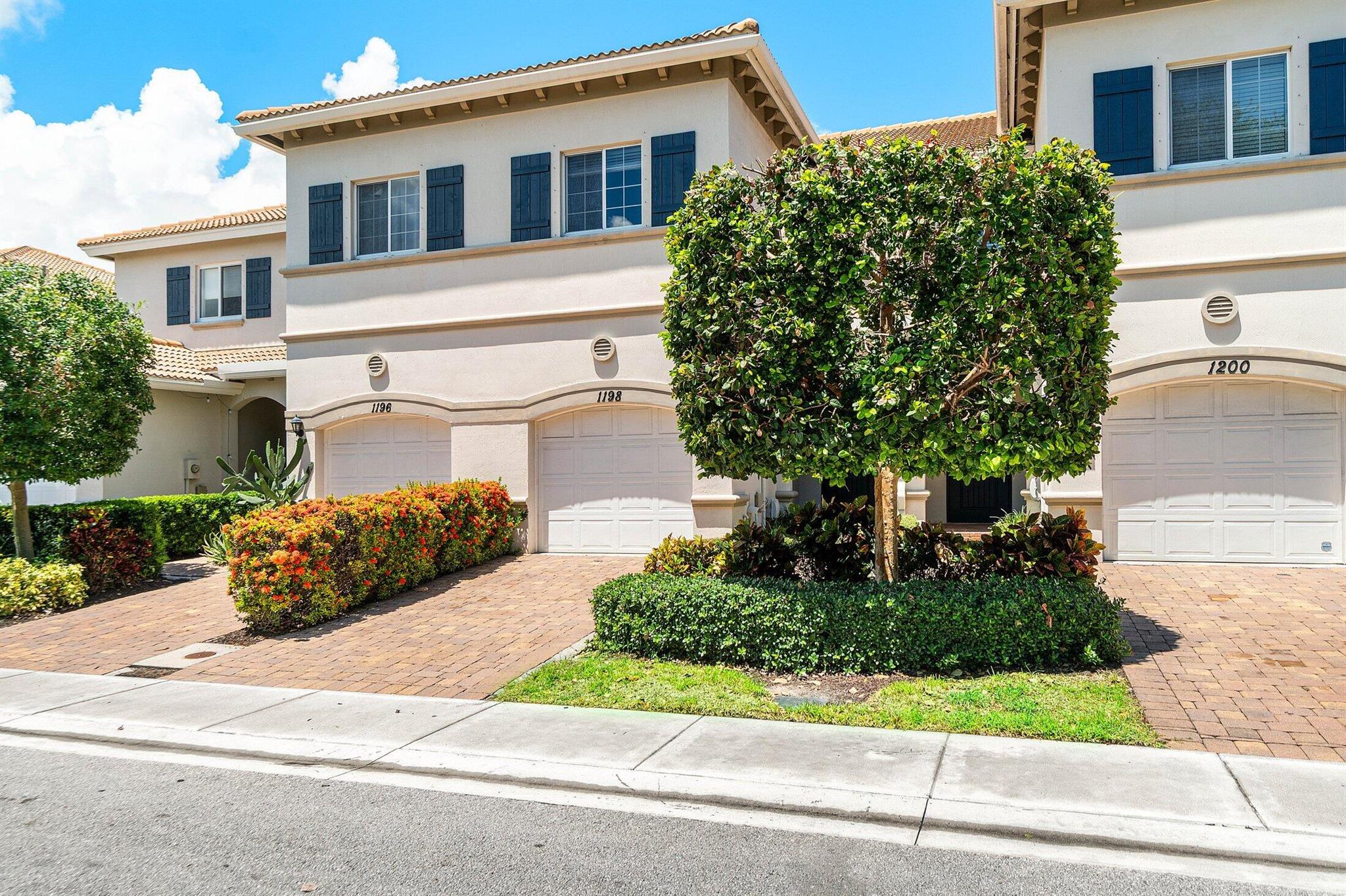 WATERVILLE - Residential