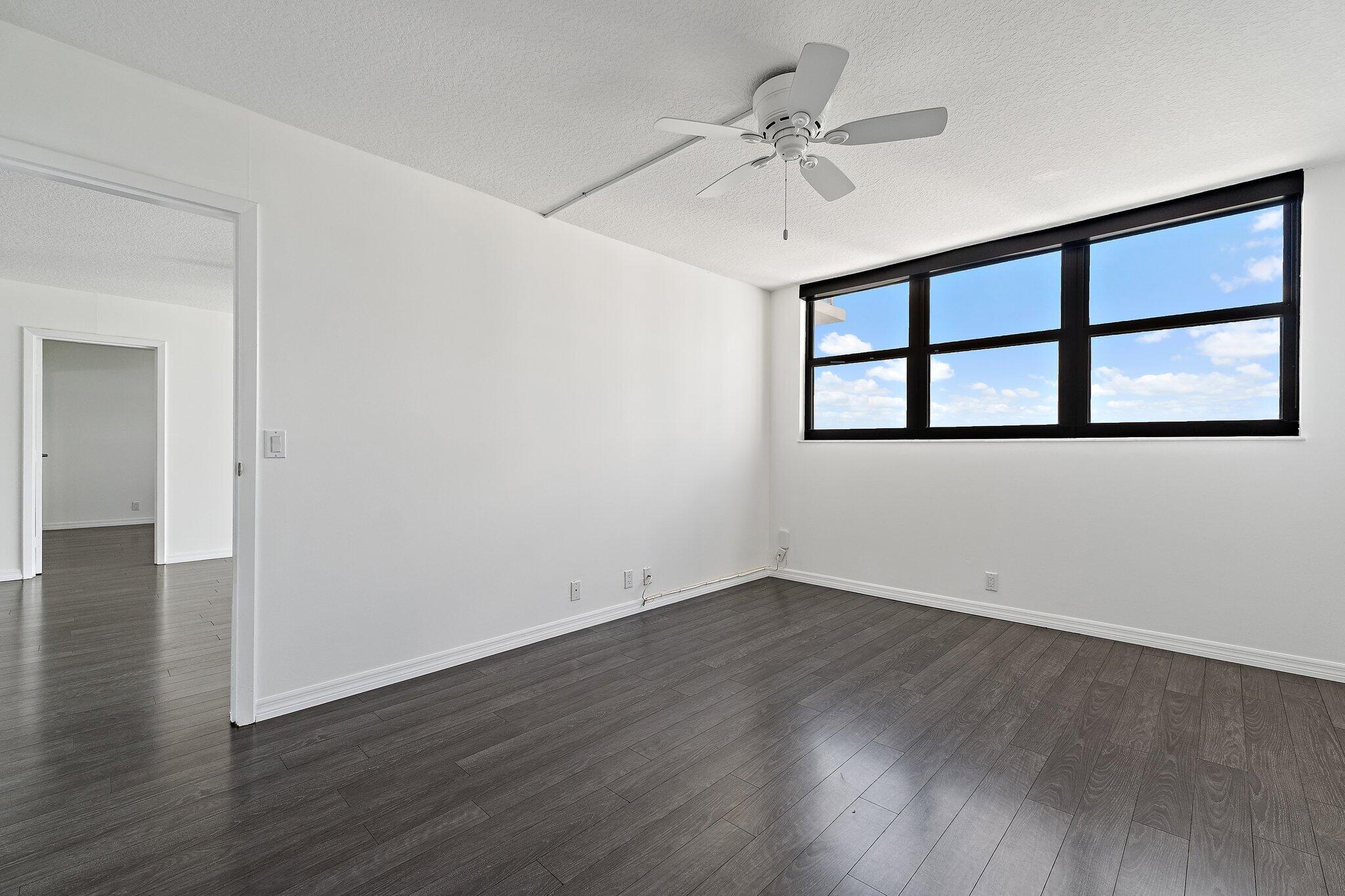 GEMINI CONDO - Residential