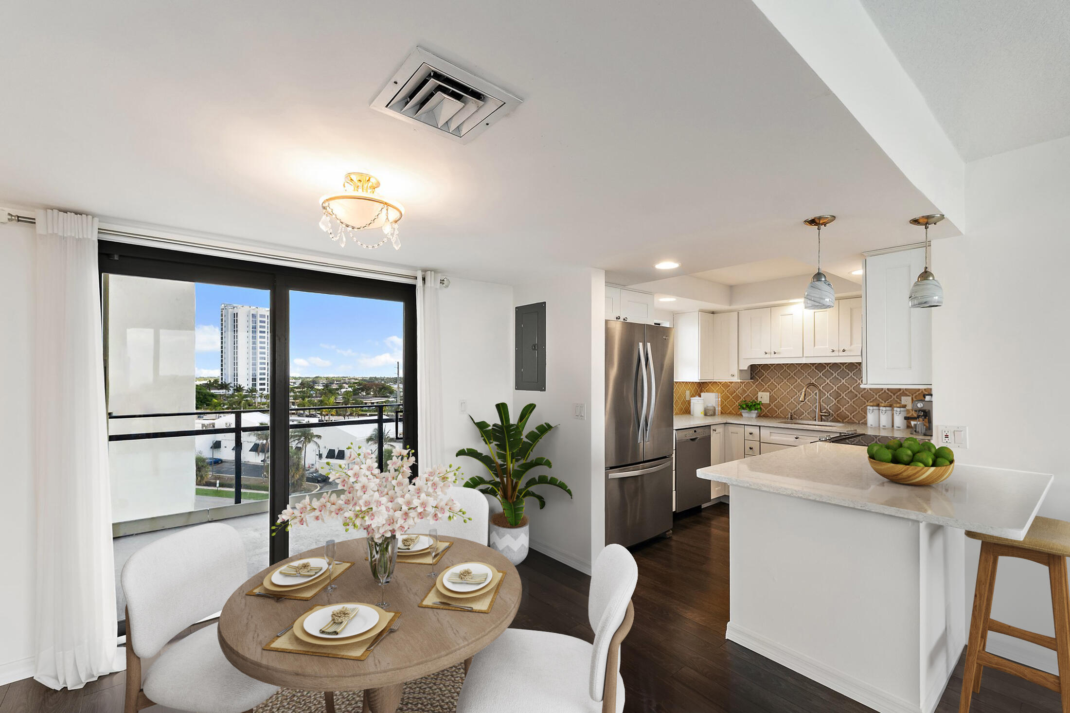 GEMINI CONDO - Residential