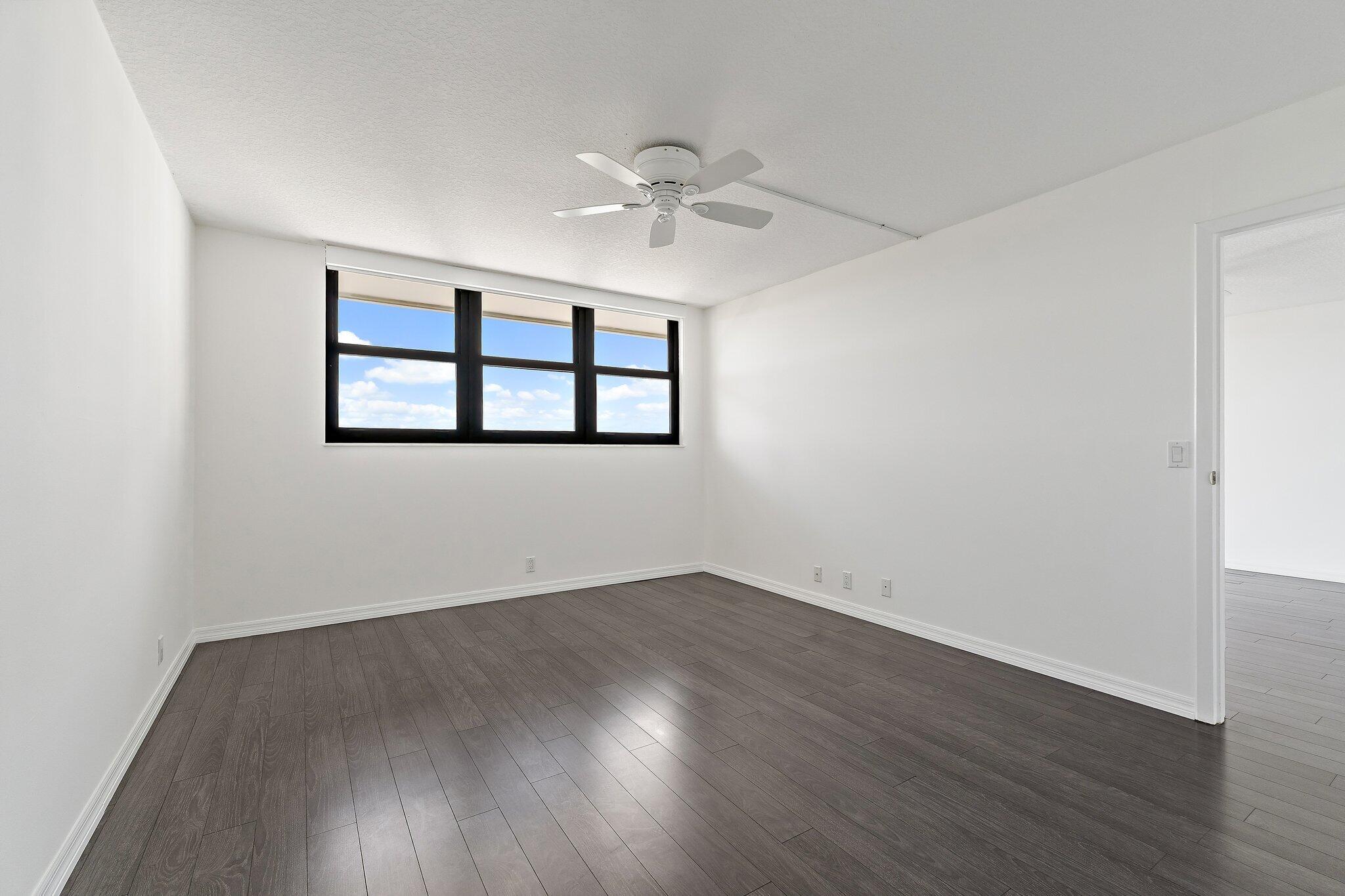 GEMINI CONDO - Residential