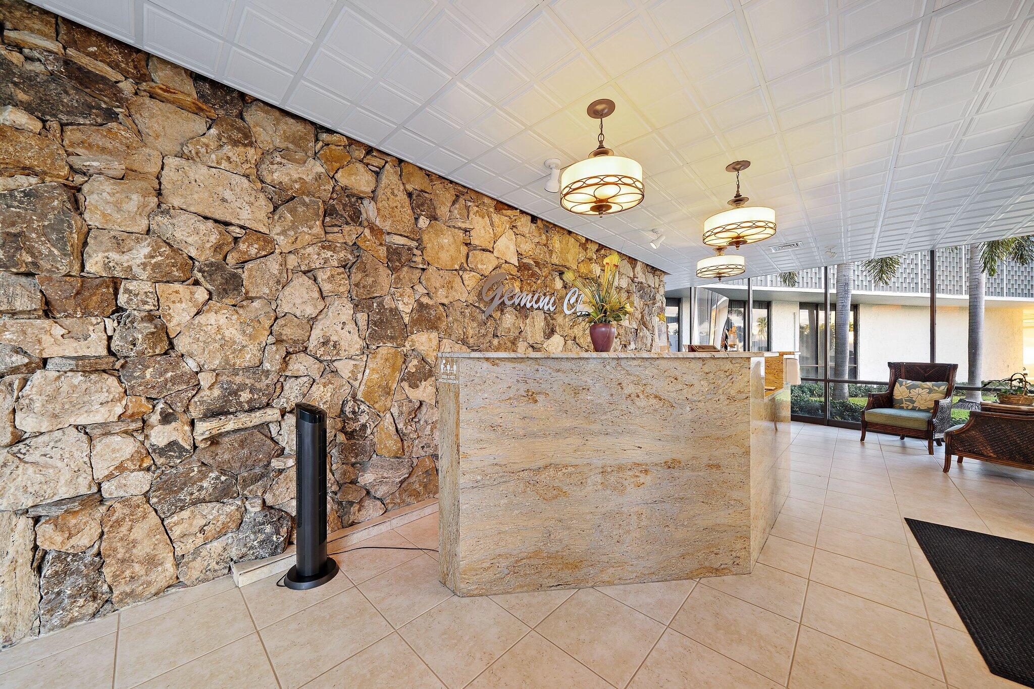 GEMINI CONDO - Residential