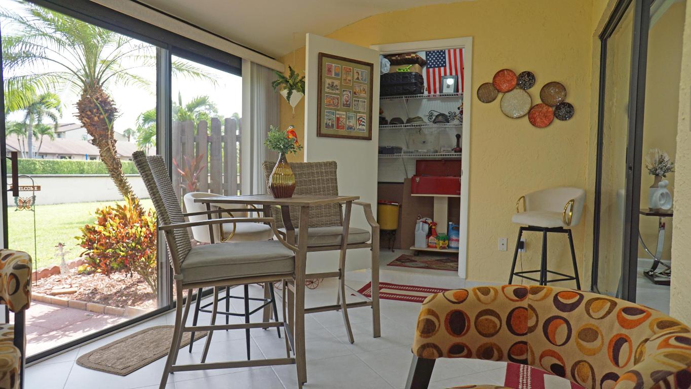 PINE RIDGE NORTH VILLAGE IV CONDO - Residential