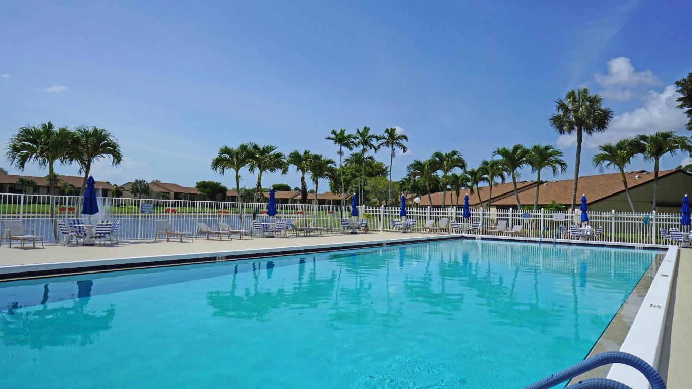 PINE RIDGE NORTH VILLAGE IV CONDO - Residential