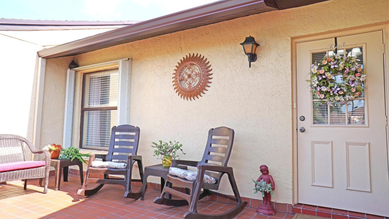 PINE RIDGE NORTH VILLAGE IV CONDO - Residential