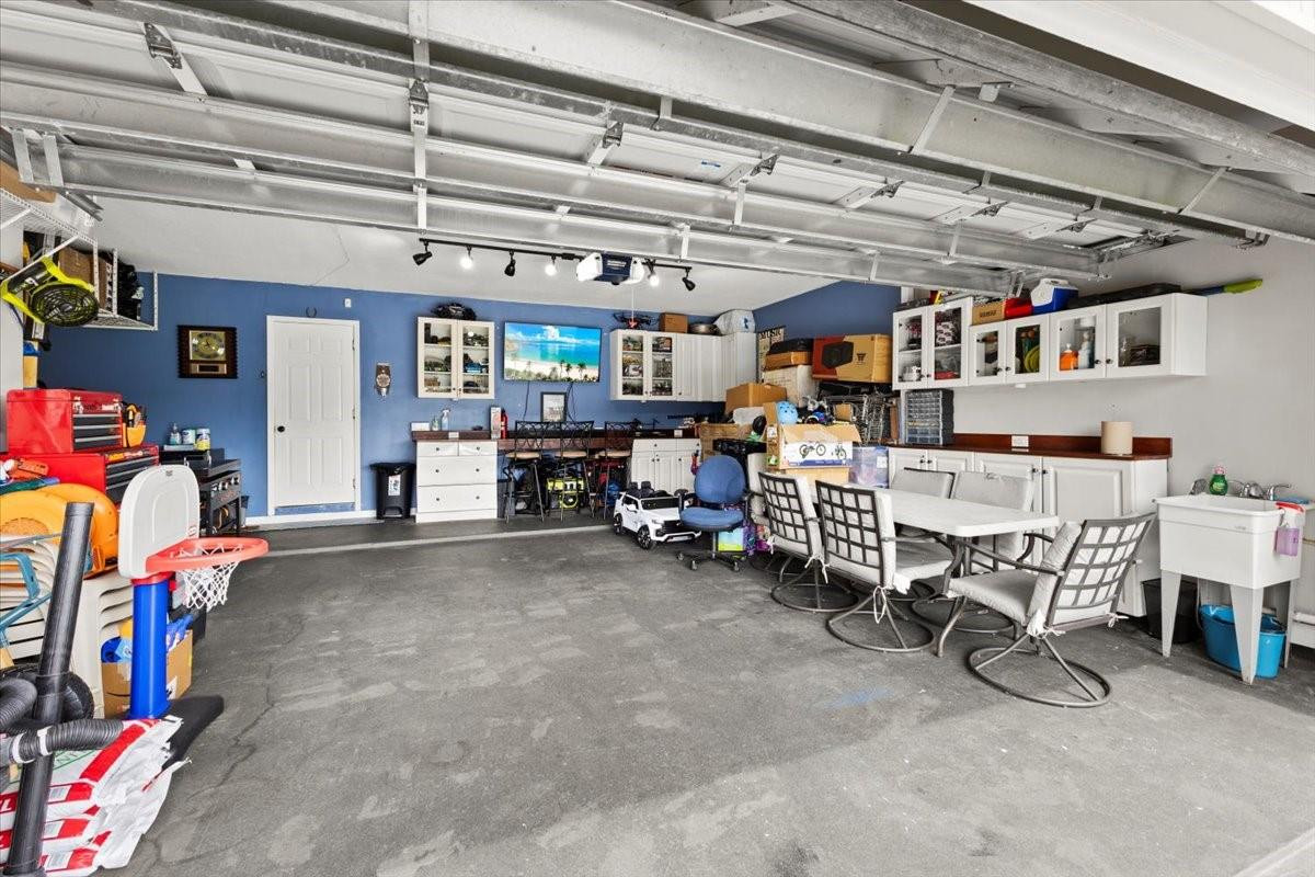 Mainlands Of Tamarac Lake - Residential