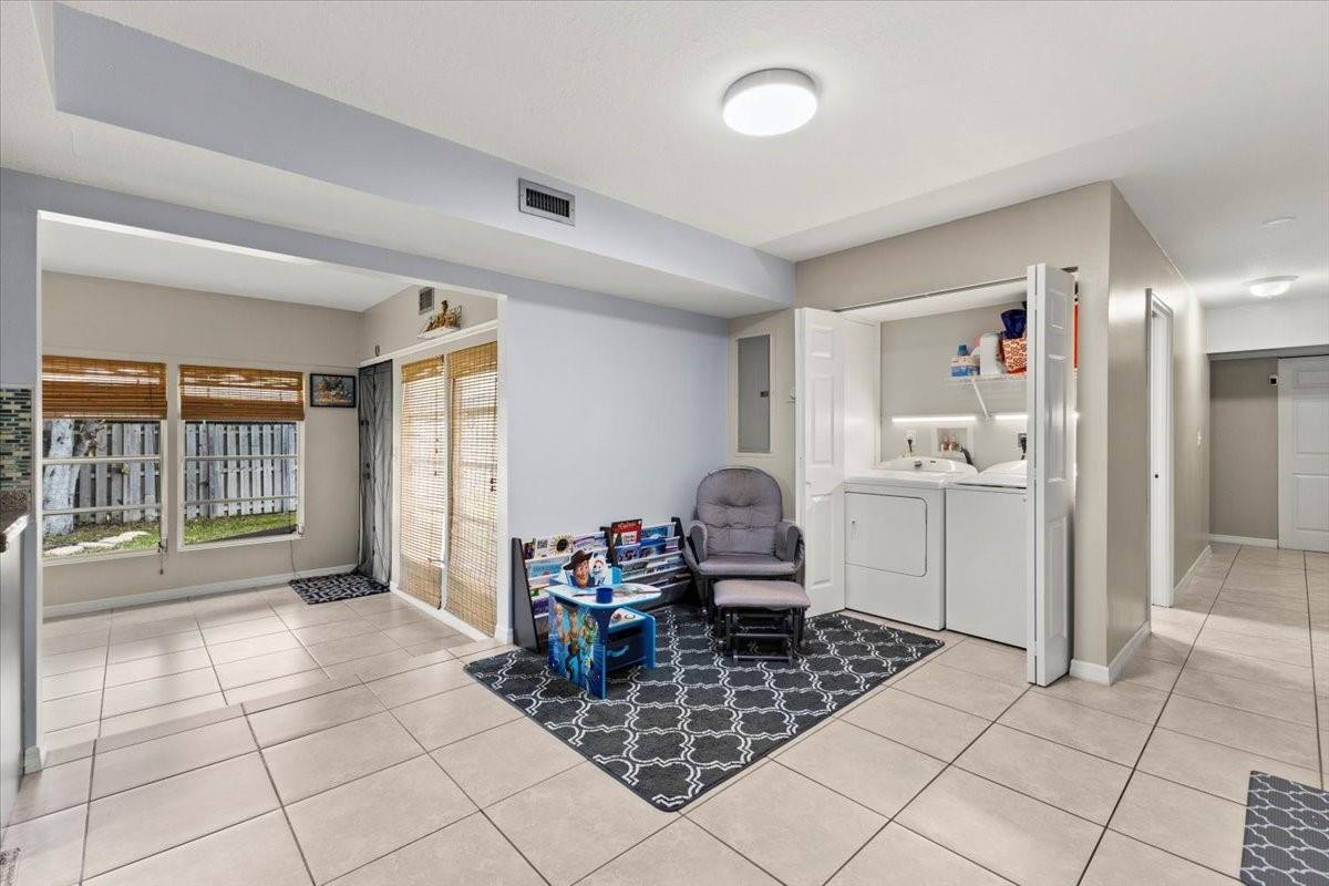 Mainlands Of Tamarac Lake - Residential