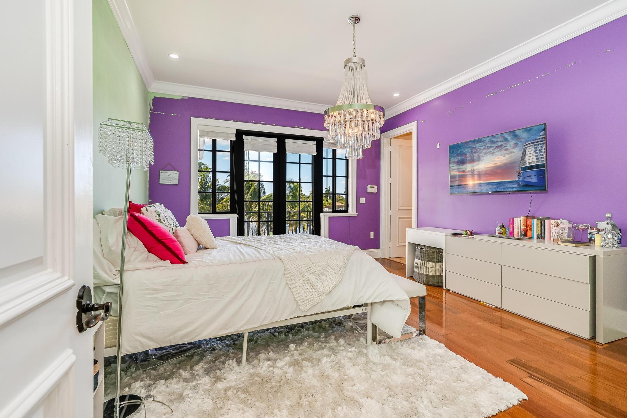 VISTA LAKES - Residential