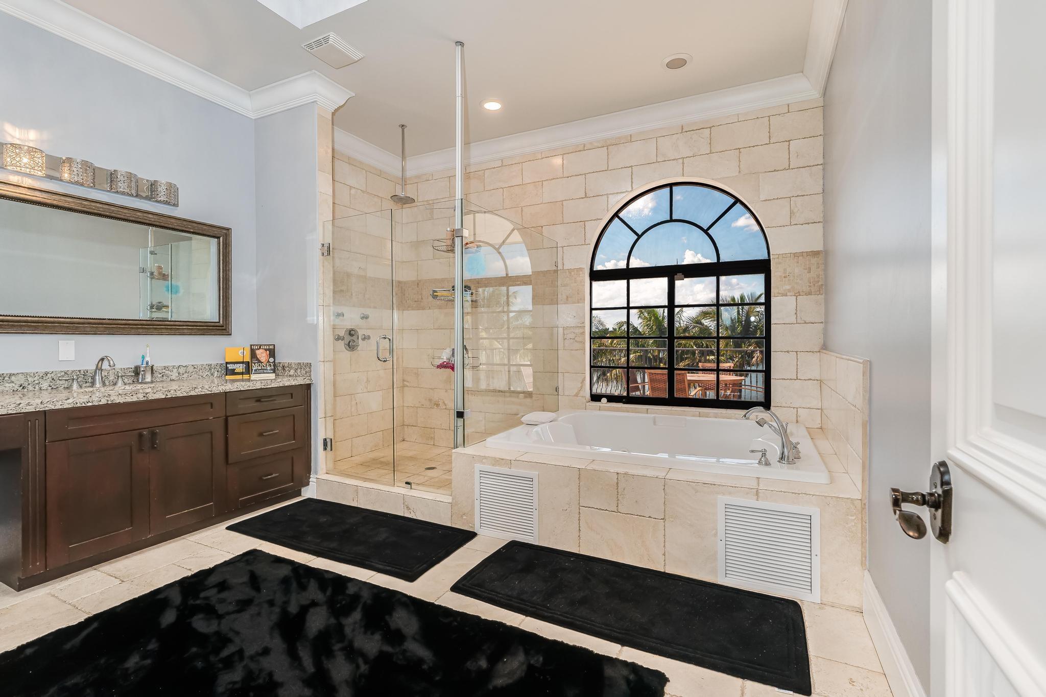 VISTA LAKES - Residential