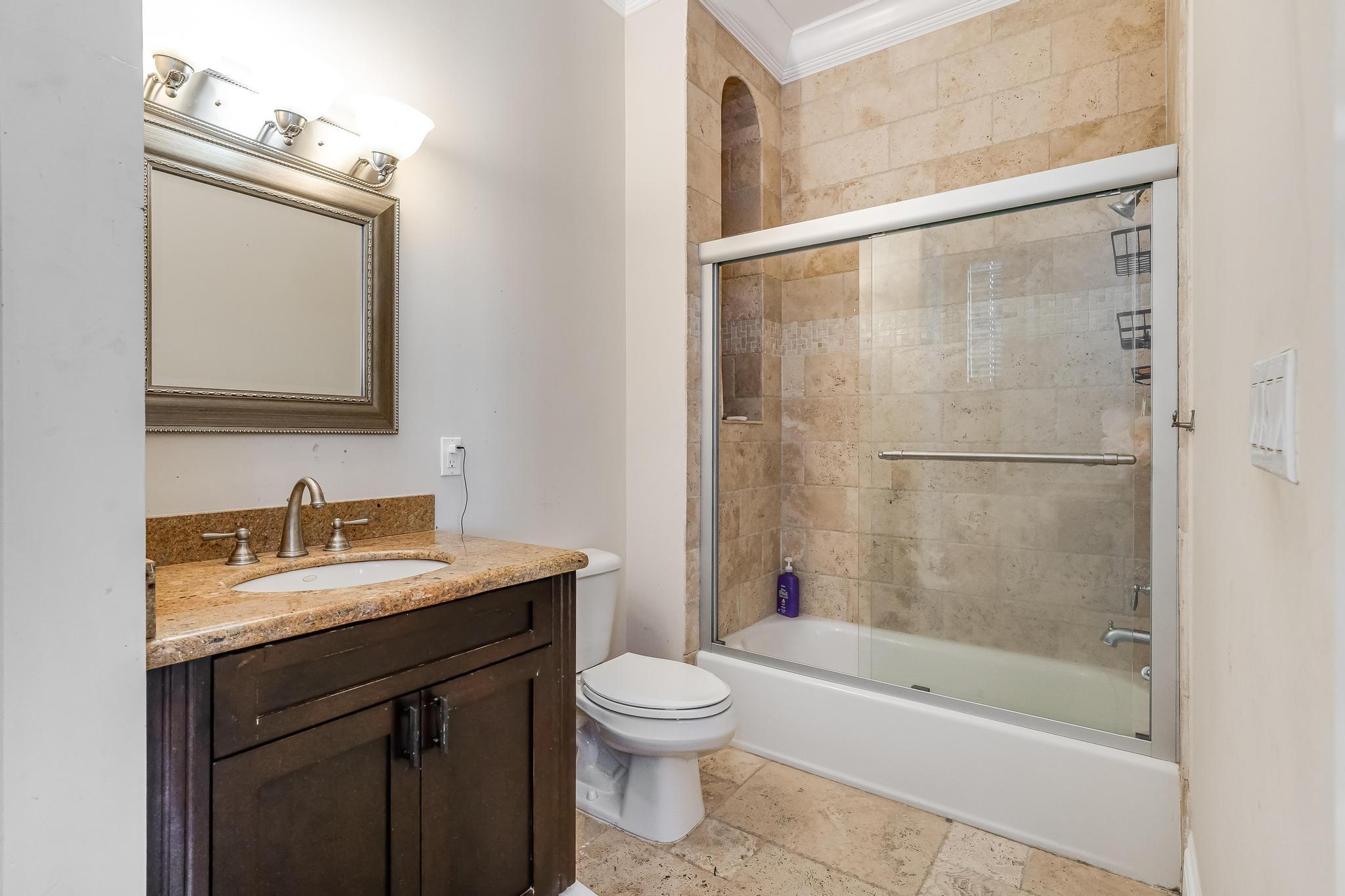 VISTA LAKES - Residential