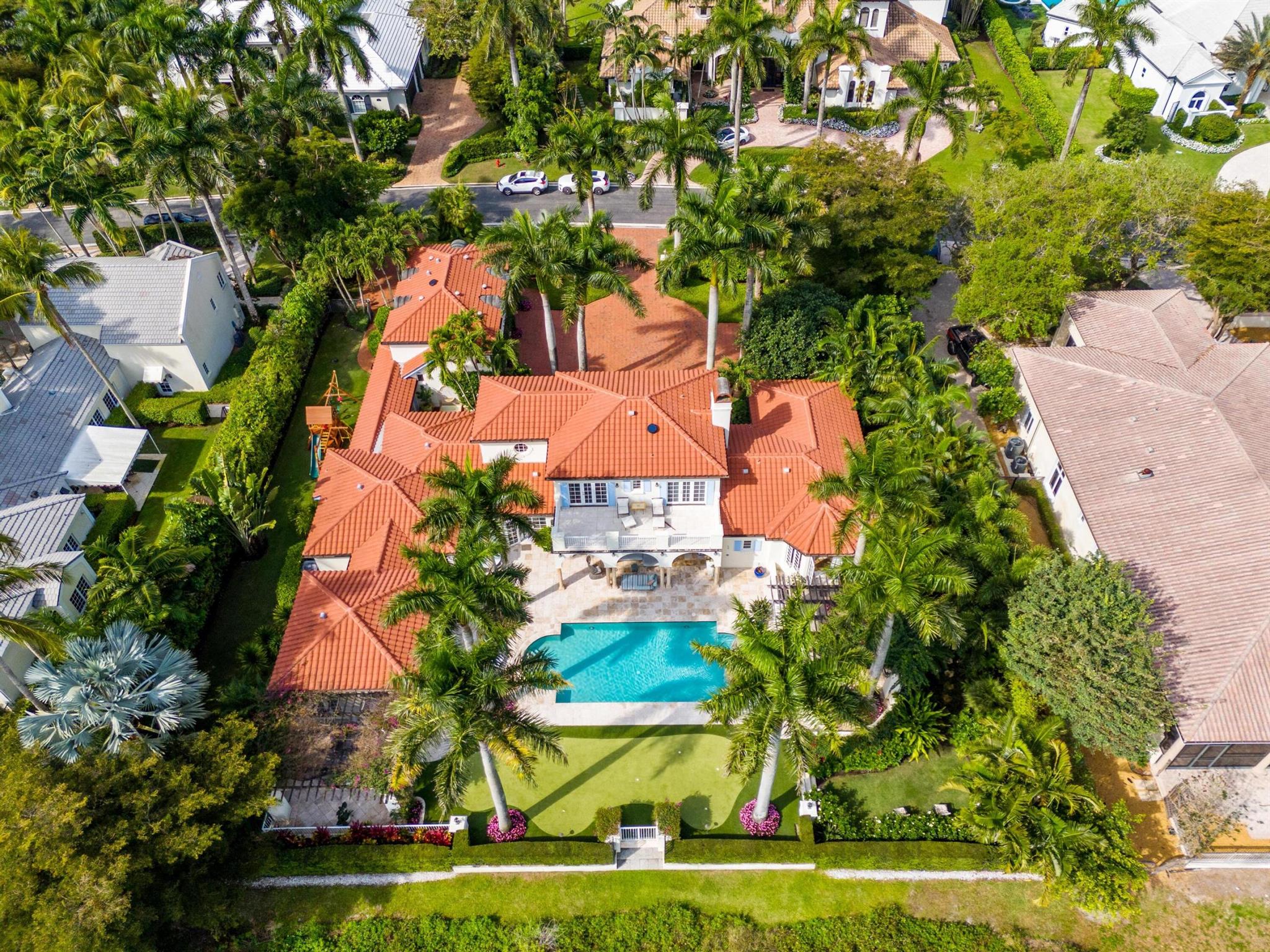 KENSINGTON REPL OF PALM B - Residential