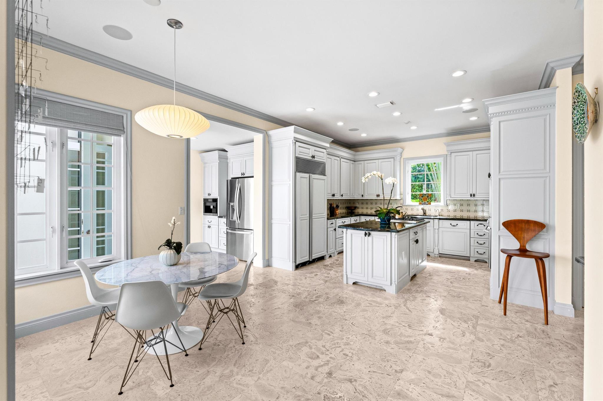 KENSINGTON REPL OF PALM B - Residential
