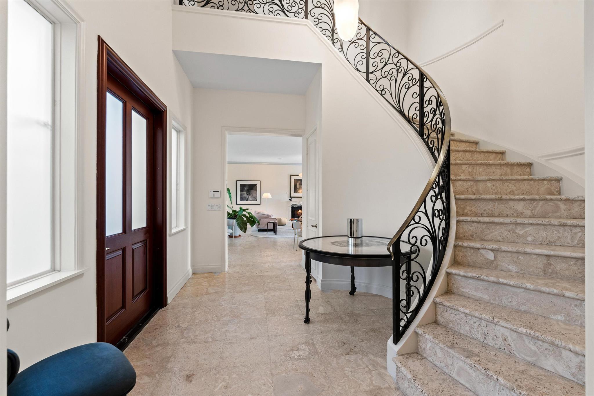 KENSINGTON REPL OF PALM B - Residential