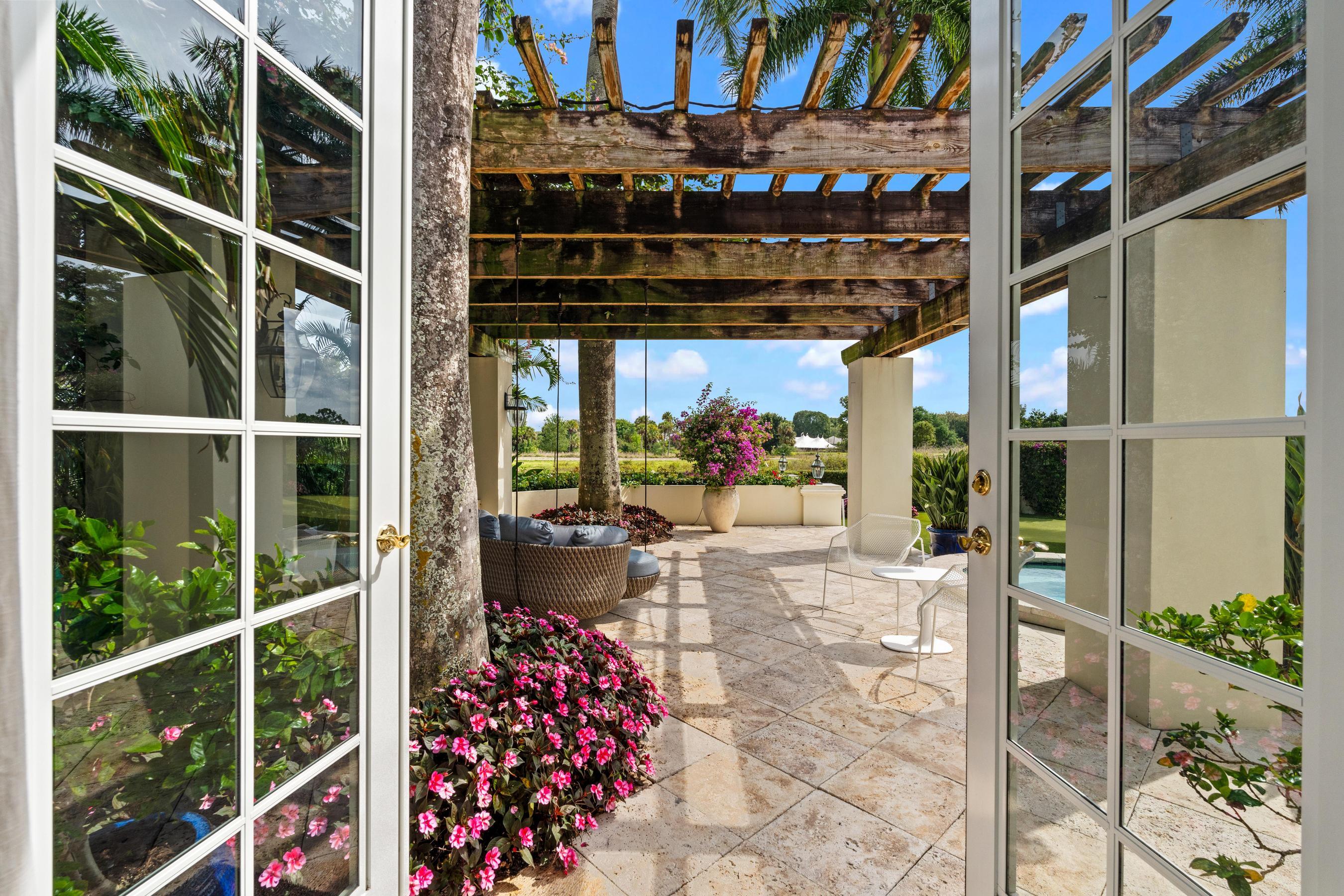 KENSINGTON REPL OF PALM BEACH POLO & COUNTRY CLUB - Residential