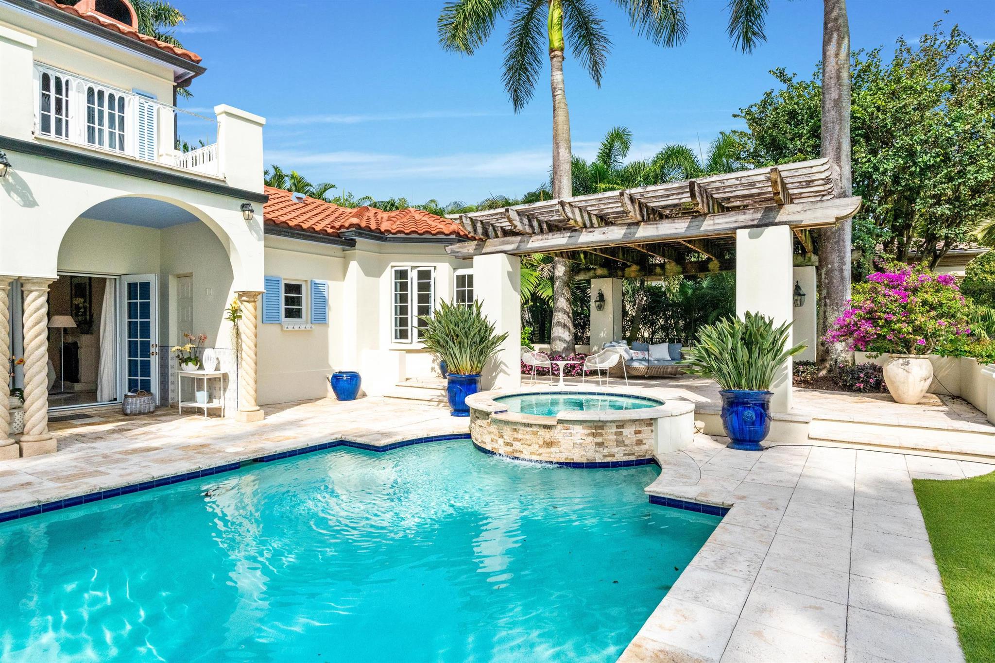 KENSINGTON REPL OF PALM B - Residential