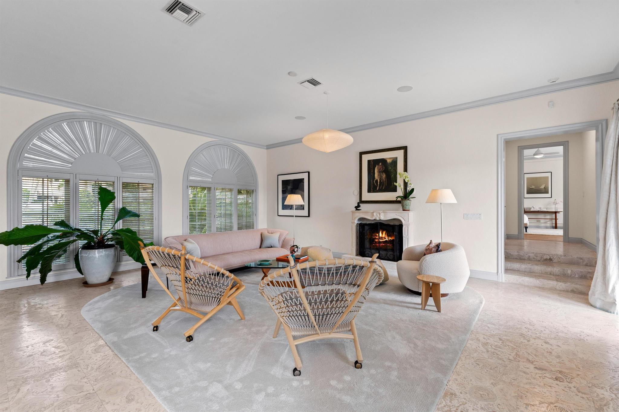 KENSINGTON REPL OF PALM B - Residential