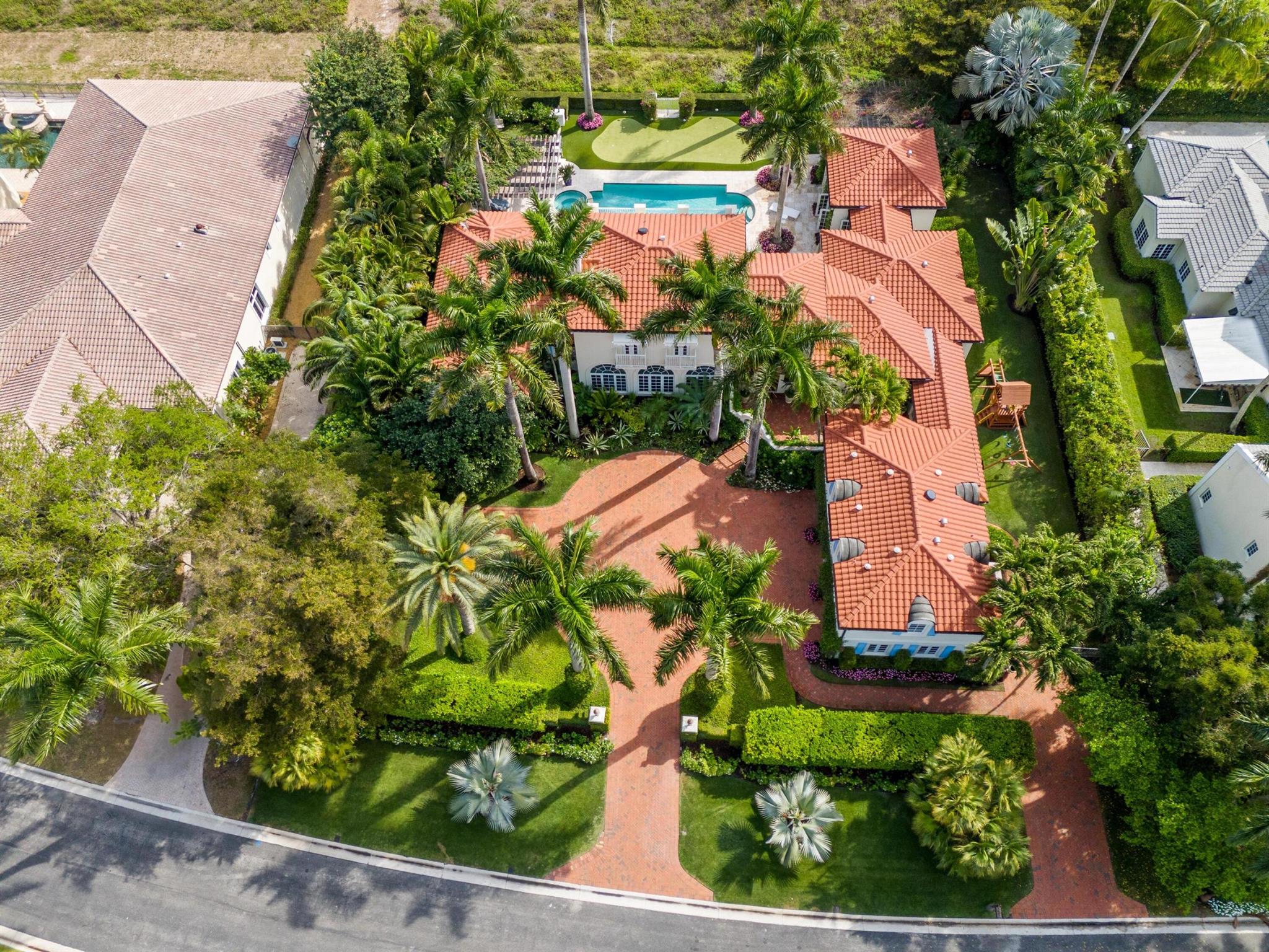 KENSINGTON REPL OF PALM B - Residential