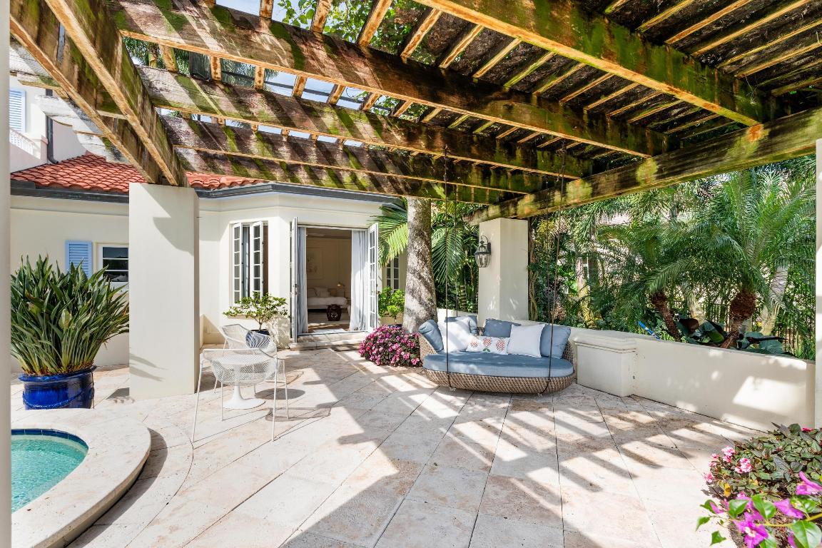 KENSINGTON REPL OF PALM BEACH POLO & COUNTRY CLUB - Residential