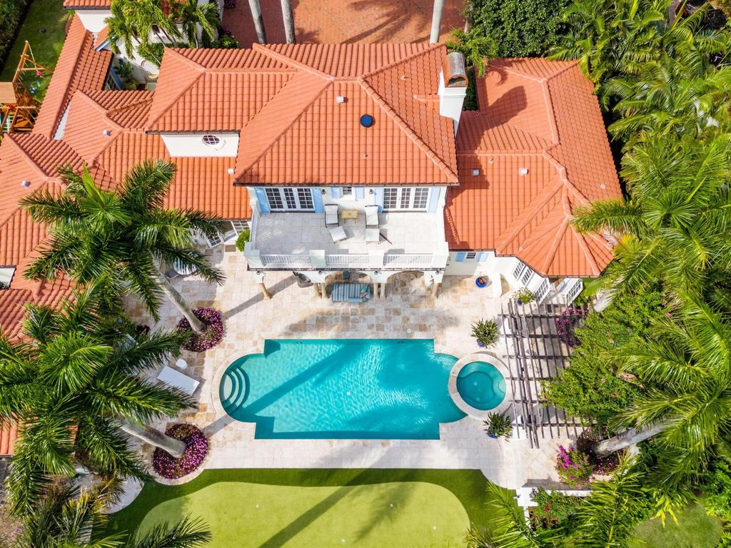 Photo of 2690 Sheltingham Drive, Wellington, FL 33414 (MLS # R11134111)